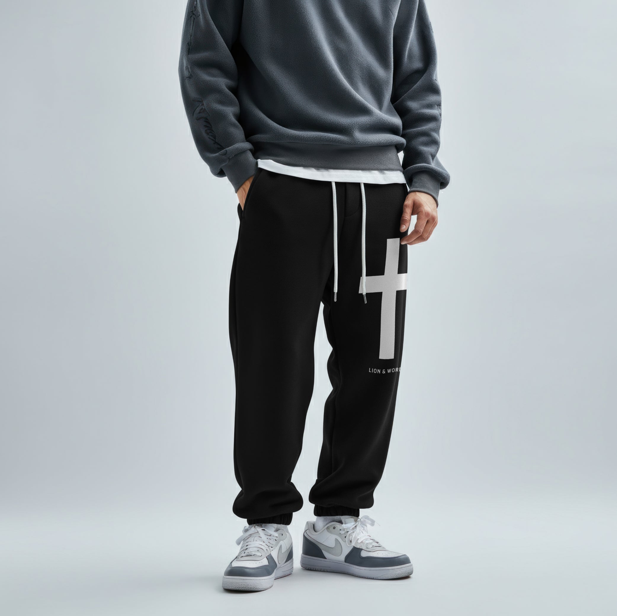 WHITE CROSS LION & WORD SWEATPANTS
